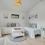 Jelko - 1-2km From The Sea By Interhome *