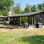 Jelko - 1-2km From The Sea By Interhome