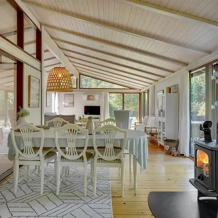 Jelko - 1-2km From The Sea By Interhome *