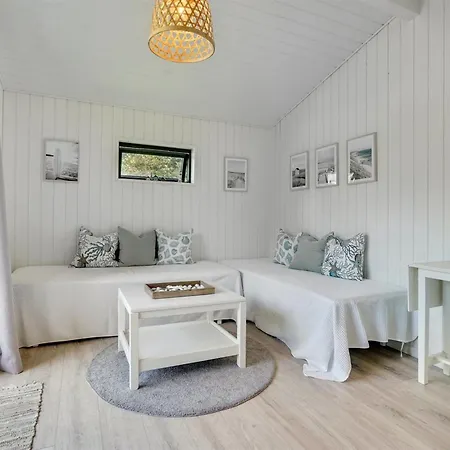 Jelko - 1-2km From The Sea By Interhome *